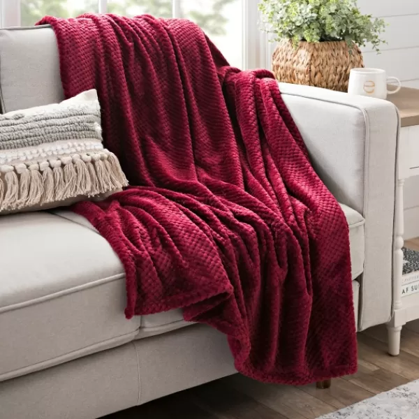 Blankets & Throws-Kirkland's Home Cordovan Heavenly Plush Bubble Throw Red
