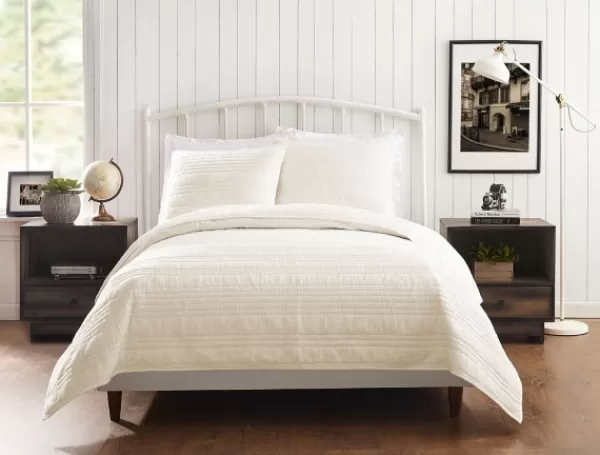 Quilts-Kirkland's Home Cream Atmosphere Queen Quilt Ivory