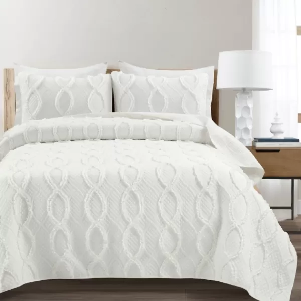 Quilts-Kirkland's Home Daisy Trellis Ruffles 3-Pc. Queen Quilt Set White