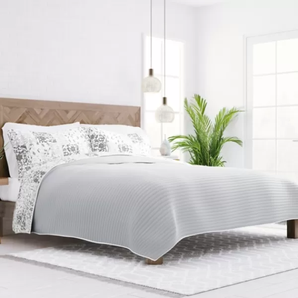 Quilts-Kirkland's Home Gray Patchwork Reversible 3-Pc. King Quilt Set Gray/White